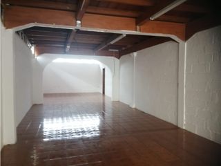 Sangolqui, Local Comercial en Renta, 150m2, 1 Ambiente