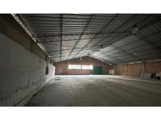 Foto 2 de El Condado, Galpón en Renta, 1275M2, 1 Ambiente, 2 Parqueaderos