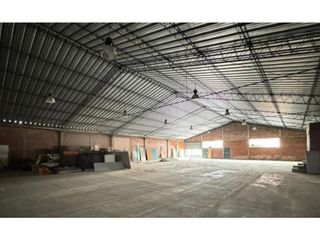 Foto 3 de El Condado, Galpón en Renta, 1275M2, 1 Ambiente, 2 Parqueaderos