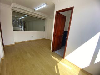 La Y, Oficina en Renta, 110m2, 2 Ambiente, 2 Baños