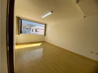 La Y, Oficina en Renta, 110m2, 2 Ambiente, 2 Baños