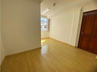 La Y, Oficina en Renta, 110m2, 2 Ambiente, 2 Baños