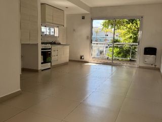 Foto 2 de Departamento en venta en Lomas de Zamora Este