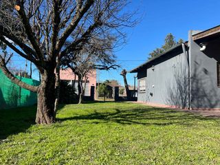 CASA VENTA MARCOS PAZ 3 AMB COCHERA Y PARQUE