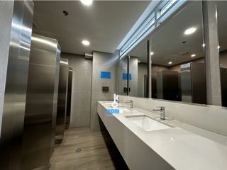 Foto 10 de VENTA OFICINA NORTH POINT HOUSE, BOSQUES DE PINO, BOGOT