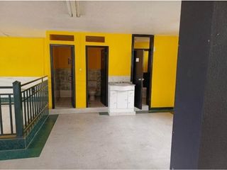 Foto 4 de Sangolqui, Local Comercial en Renta, 470m2, 1 Ambiente