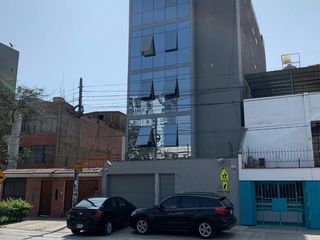 Se alquila edificio en Sta Catalina a pasos del centro financiero San Isidro