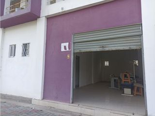 Foto 4 de Ciudad Bicentenario Pusuqui, Local Comercial en Venta, 44m2