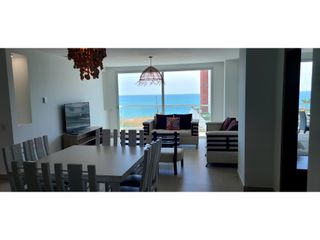 En venta hermoso departamento con vista al mar Urb Pedro Balda Manta