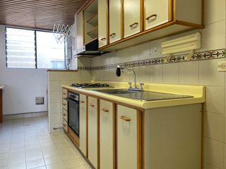 APARTAMENTO en ARRIENDO en Bogotá Alhambra