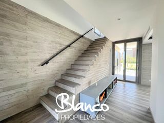 Foto 5 de Casa en Alquiler en Puertos, Escobar, G.B.A. Zona Norte, Argentina