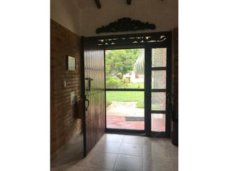 Foto 9 de VENDO CASA FINCA CON PISCINA LOTE 2000M2 - LA MESA ZONA EL HATO