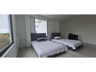 Foto 10 de VENDO CASA EXCLUSIVA LOTE 1.570M2 - YERBABONITA SOPO