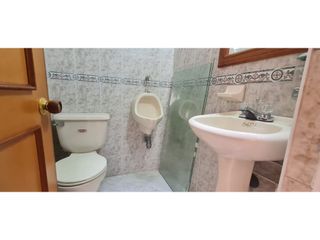 Foto 19 de VENDO CASA COMERCIAL USO MIXTO CHAPINERO CALLE 44 FRENTE AL METRO