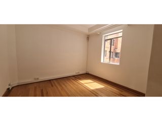 Foto 9 de EN VENTA CASA COMERCIAL PATRIMONIO ARQ 400M2+JARDIN - EL NOGAL