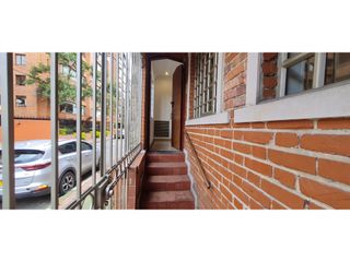 Foto 16 de EN VENTA CASA COMERCIAL PATRIMONIO ARQ 400M2+JARDIN - EL NOGAL