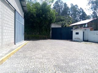 Foto 12 de Conocoto, Bodega en Renta, 300m2, 1 Ambiente, 1 Baño
