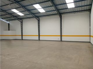 Foto 6 de Conocoto, Bodega en Renta, 300m2, 1 Ambiente, 1 Baño