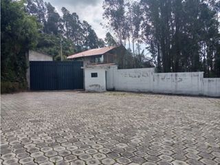 Foto 10 de Conocoto, Bodega en Renta, 300m2, 1 Ambiente, 1 Baño