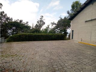Foto 8 de Conocoto, Bodega en Renta, 300m2, 1 Ambiente, 1 Baño
