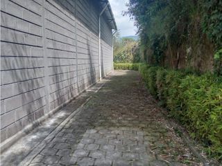 Foto 15 de Conocoto, Bodega en Renta, 300m2, 1 Ambiente, 1 Baño