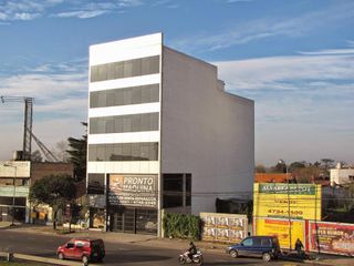 Foto 1 de VENTA EN BLOCK - Edificio de 4 Pisos - Oficinas y Local - Don Torcuato, Tigre