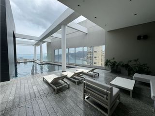 Espectacular apartamento con vista al mar