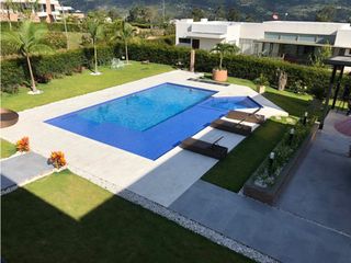 Foto 6 de CONDOMINIO LA TOSCANA, 2000 M2, 700 M2 CONSTRUIDOS