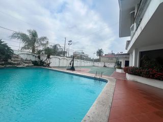 Foto 2 de VENTA DE MANSIÓN KENNEDY NORTE (VM)