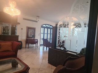 Foto 4 de VENTA DE MANSIÓN KENNEDY NORTE (VM)