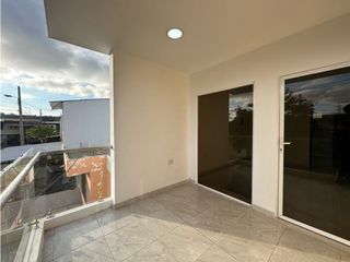 Foto 16 de CASA EN VENTA DE 3 DORMITORIOS EN CONJUNTO VILLA MARA, SUR DE MANTA
