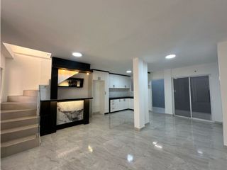 Foto 7 de CASA EN VENTA DE 3 DORMITORIOS EN CONJUNTO VILLA MARA, SUR DE MANTA