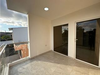 Foto 17 de CASA EN VENTA DE 3 DORMITORIOS EN CONJUNTO VILLA MARA, SUR DE MANTA