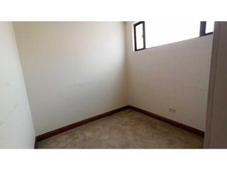 VENDO/ARRIENDO APTO SANTA BARBARA 3 hab Estudio. 3 parqueaderos VM