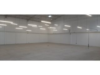 Foto 7 de EXCELENTE BODEGA COMERCIAL EN ARRIENDO, SOACHA