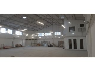 Foto 1 de EXCELENTE BODEGA COMERCIAL EN ARRIENDO, SOACHA
