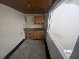 CASA EN VENTA, SECTOR RESTREPO, EXCELENTE UBICACION