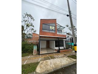 Foto 1 de SE VENDE CASA EN LA CEJA UNIDAD ABIERTA LUNA DEL VALLES