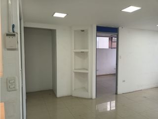 Foto 10 de 12 de Octubre, Oficina en Renta, 120m2, 1 Ambiente