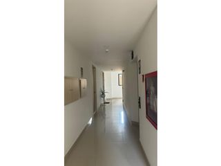 ARRIENDO EXCLUSIVO APARTAMENTO EN BUEN SECTOR DE LA CIUDAD