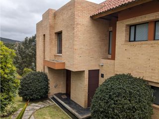 Venta Imperdible: Casa de Ensueño en Chía, Estilo Inigualable