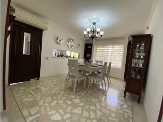 Foto 7 de Casa en conjunto cerrado en venta Barrio Ciudad Jardín Cali Valle