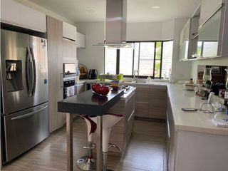 Foto 10 de Casa en conjunto cerrado en venta Barrio Ciudad Jardín Cali Valle