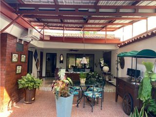 Foto 16 de Casa en conjunto cerrado en venta Barrio Ciudad Jardín Cali Valle