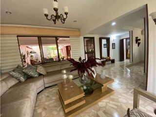 Foto 8 de Casa en conjunto cerrado en venta Barrio Ciudad Jardín Cali Valle