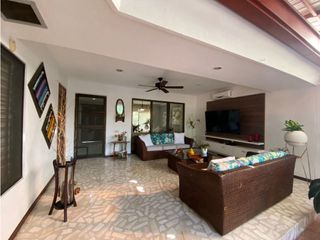 Foto 6 de Casa en conjunto cerrado en venta Barrio Ciudad Jardín Cali Valle
