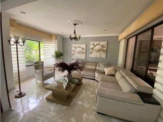 Foto 11 de Casa en conjunto cerrado en venta Barrio Ciudad Jardín Cali Valle