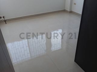 Foto 4 de Venta Departamento Remodelado en Edifcio, 9 de Octubre VivB