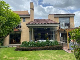 Hermosa casa en venta San Simon Guaymaral