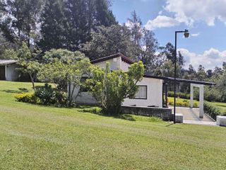 Terreno en Venta de 8,482m², ideal para Proyectos Inmobiliarios, sector Conocoto Ontaneda